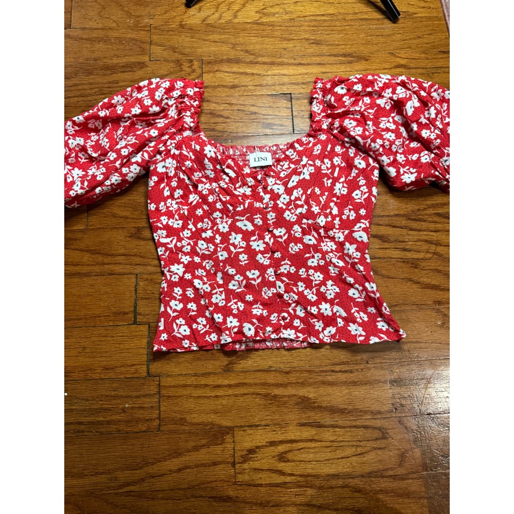 LINI Red Floral Puff Sleeve Top Sweetheart Neck Button Front XS